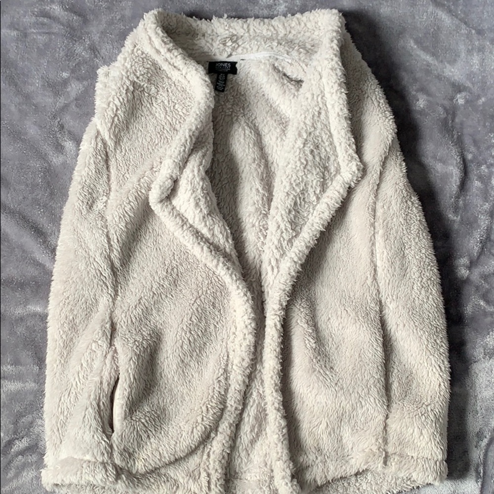 Fur vest with pockets - off white color